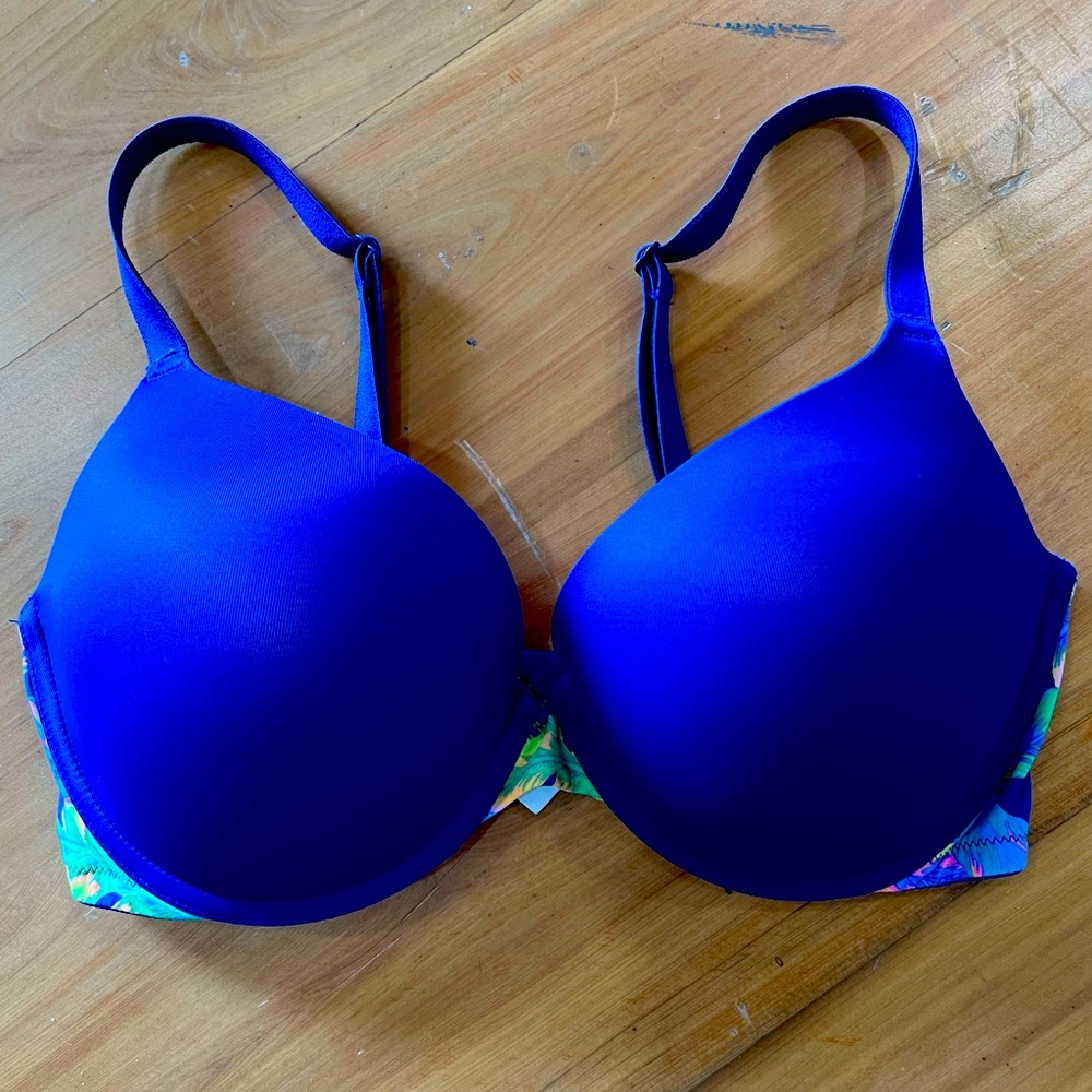 PINK wear everywhere push up bra